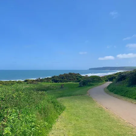 Anchors Away At The Bay Filey, Sleeps 7, 2 Dogs Welcome For Free Too *