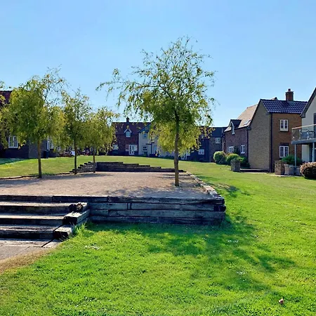 Anchors Away At The Bay Filey, Sleeps 7, 2 Dogs Welcome For Free Too 度假居