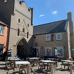 Anchors Away At The Bay Filey, Sleeps 7, 2 Dogs Welcome For Free Too * Filey
